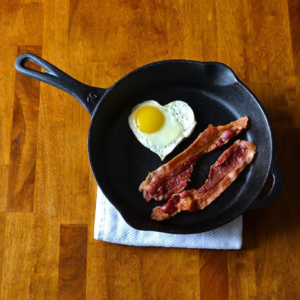 Cast Iron Frying Pan with Helper Handle in Black Color, 5.4 x 26 cm - Image 3