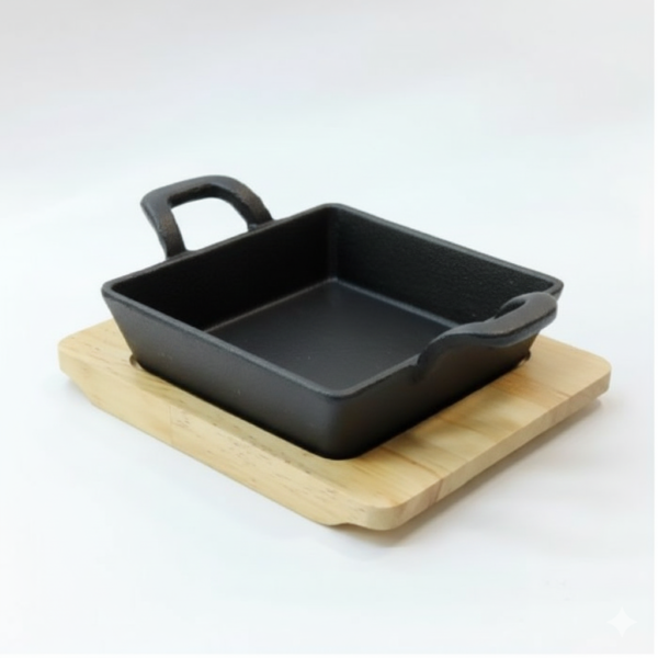 Cast Iron Square Pan with Wooden Base 12.5X12.5CM